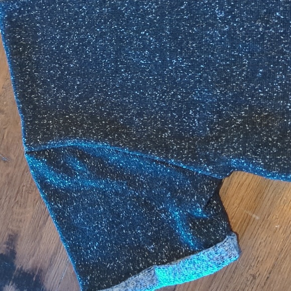 Zara Trafaluc Black Crew Neck Cuffed Short Sleeve Top. Sz M. - Picture 7 of 12